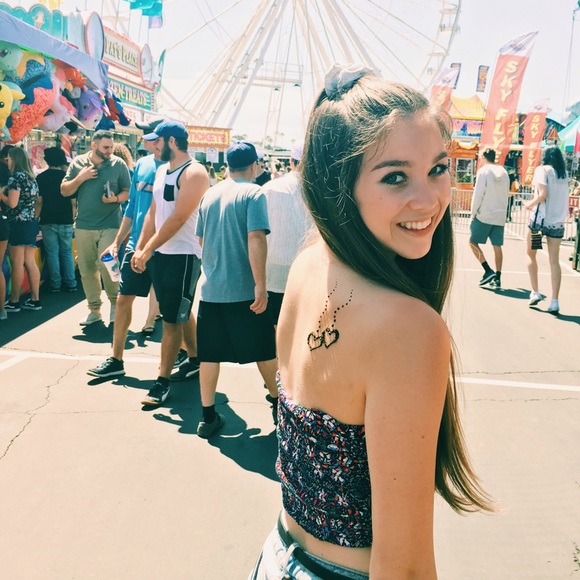 nicoleisburke